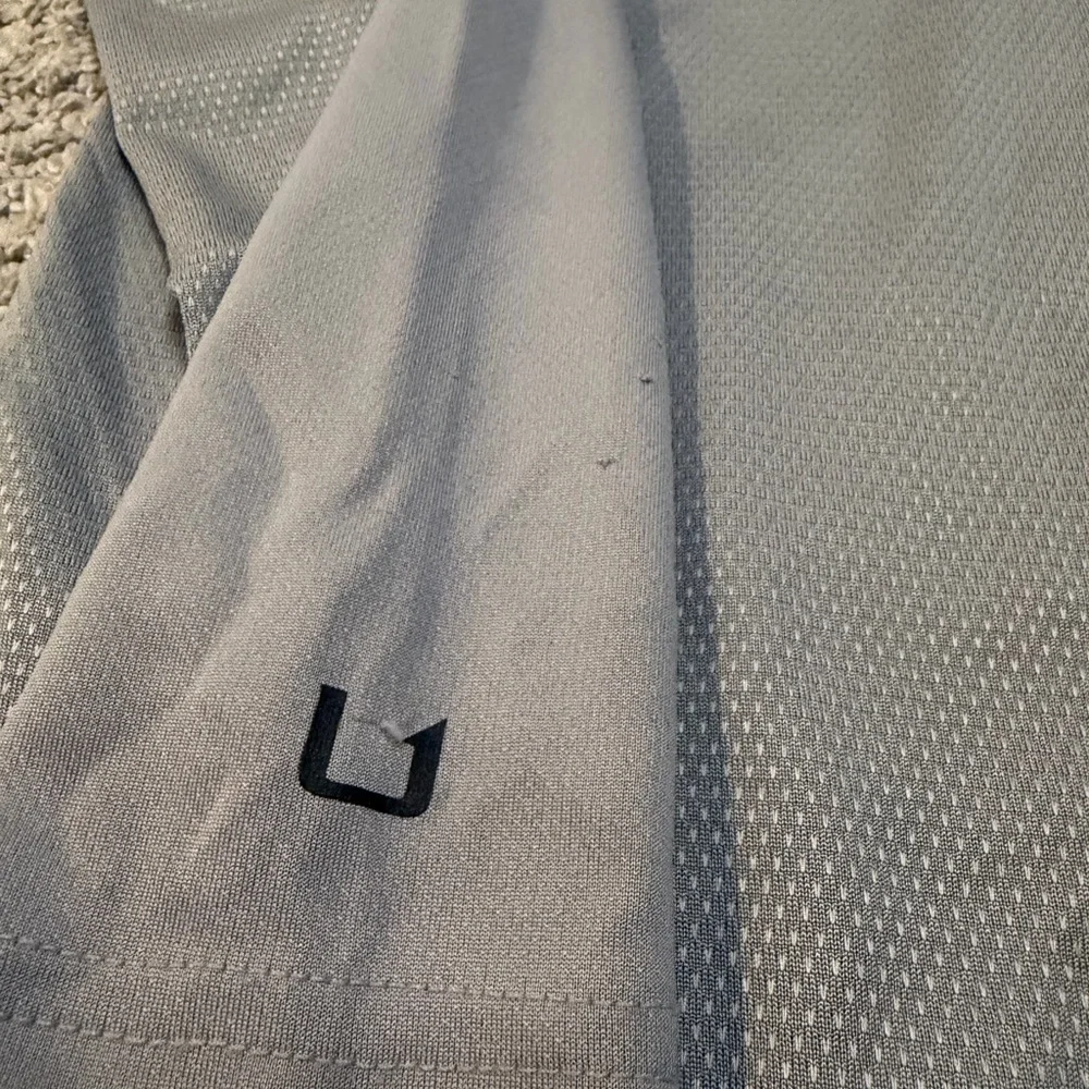 Huk Navy Blue Performance Shirt - Picture 6 of 6